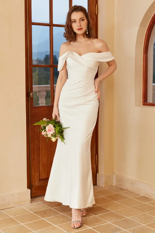 Simple off shoulder Bohemian style strapless and floor length wedding dress