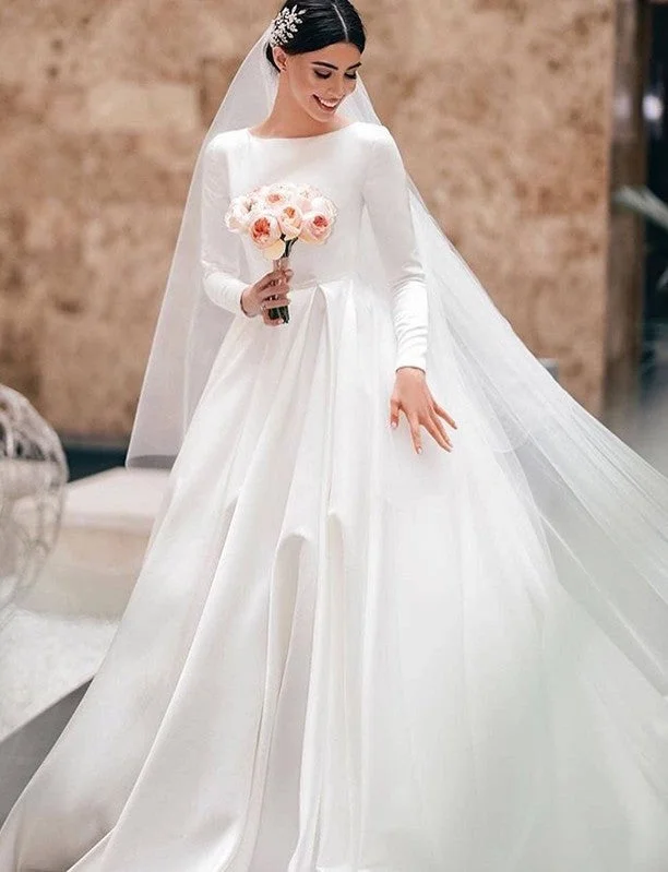 Vintage Modest Ball Gown Long Sleeve Wedding Dress