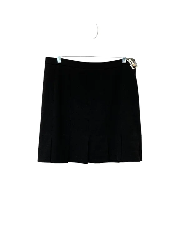 Skirt Mini & Short By White House Black Market In Black, Size: 8