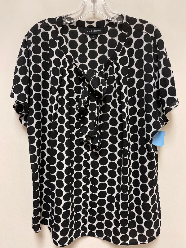 Top Short Sleeve By Lane Bryant In Black & White, Size: 1x